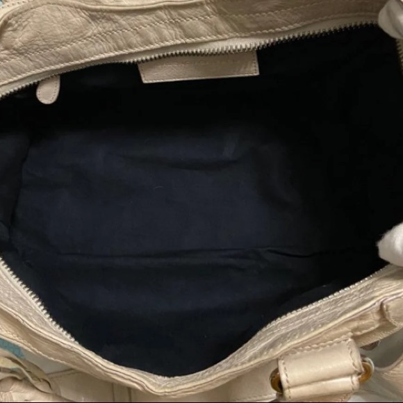 🌸🌸🌸SOLD 🌺🌺🌺Balenciaga large bag 💼. - Picture 5 of 13